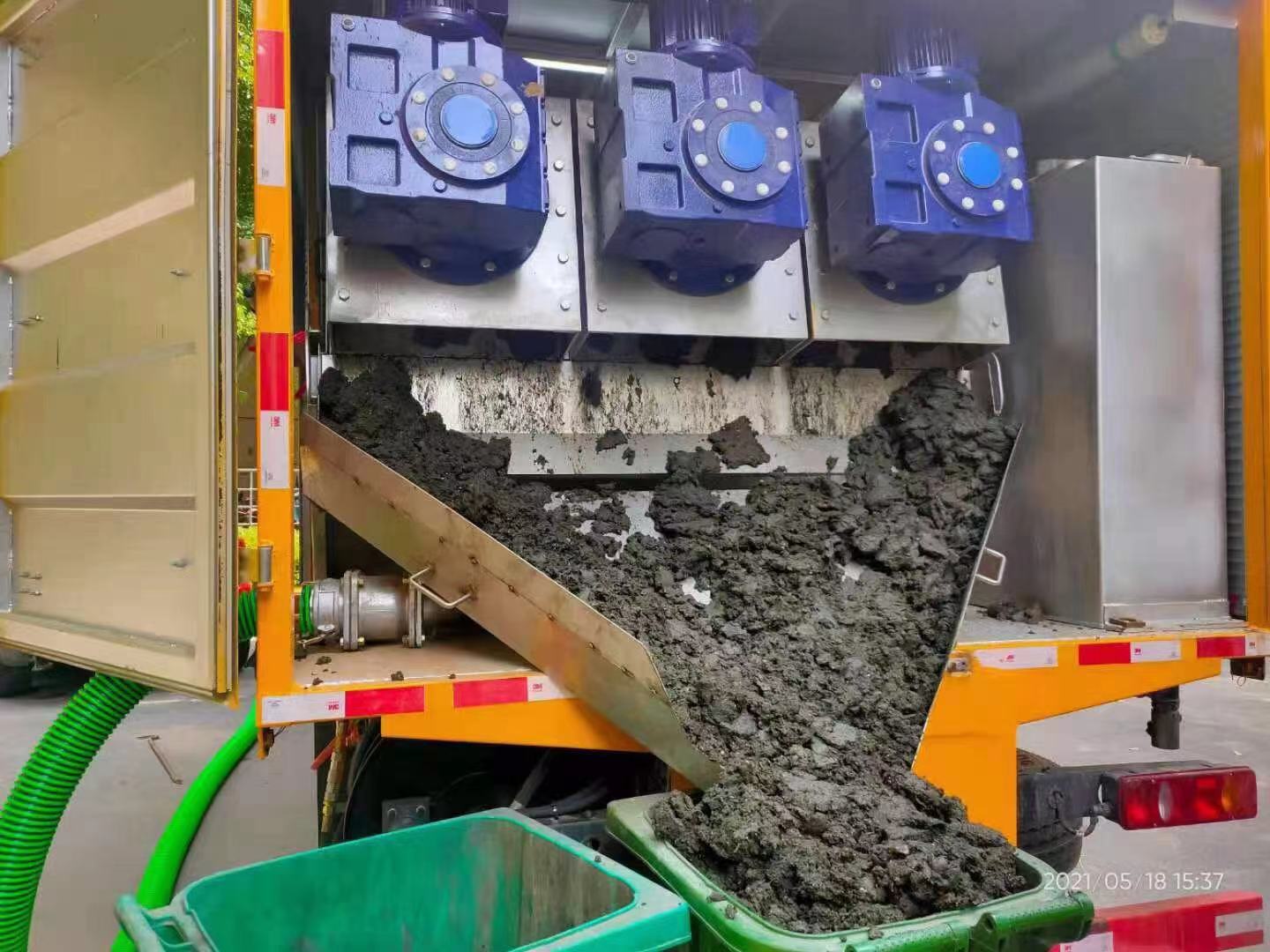 西岗化粪池清掏城市维护站-泥浆净化干湿分离处理