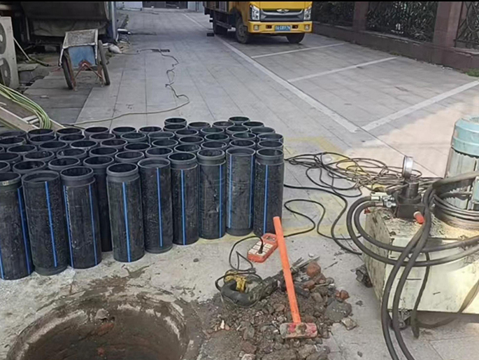 西岗PE置换管厂家 DN315置换管 非开挖管短管置换